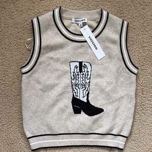 Vigoss Cream Sweater Vest with Boot Motif